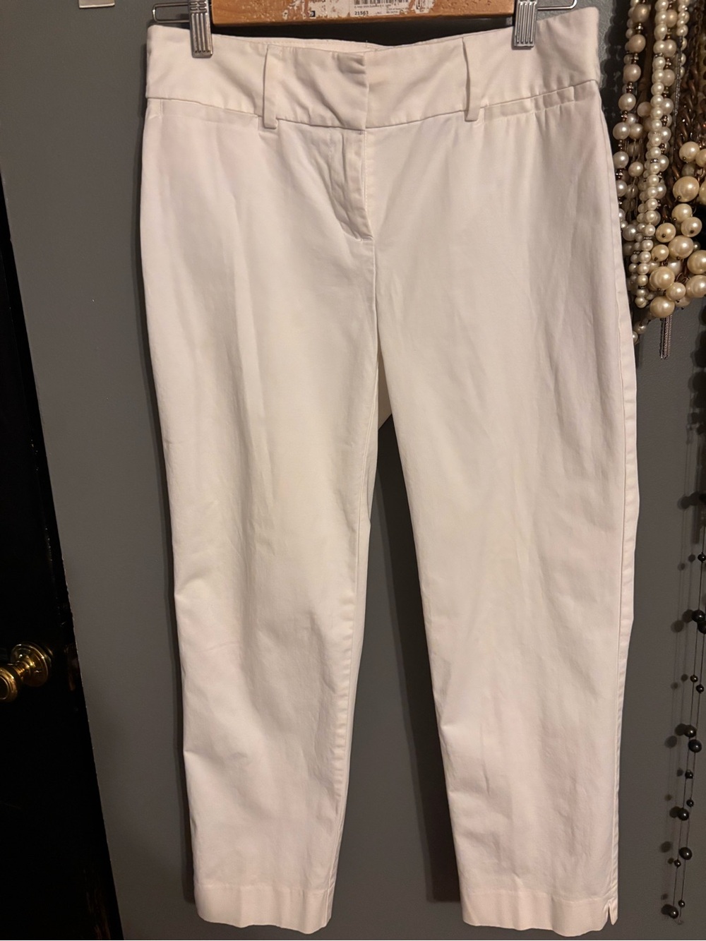 Ann Taylor White Cropped Tailored Pants